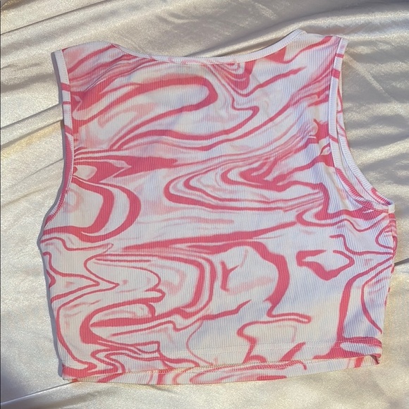 Shein Pink and White Swirl Crop Top - Picture 2 of 2